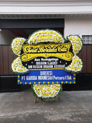 Papan Bunga Duka di Tiro Sompe